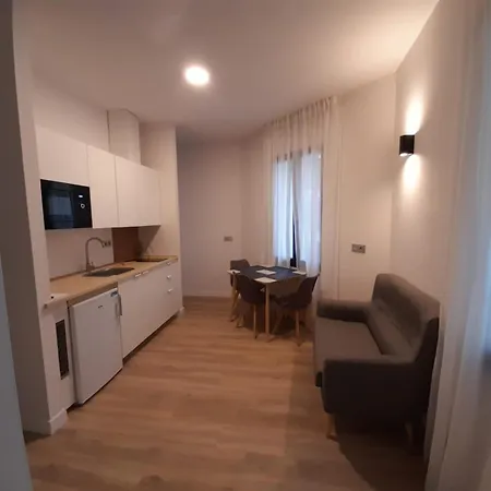 Apartamentos Recunchos Ourense Exterior photo