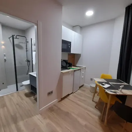 Apartamentos Recunchos Ourense Exterior photo