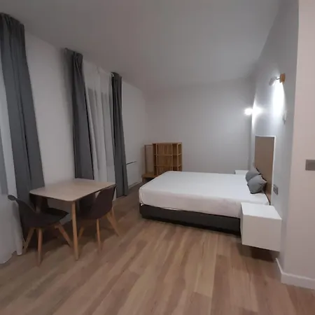 Apartamentos Recunchos Ourense Exterior photo